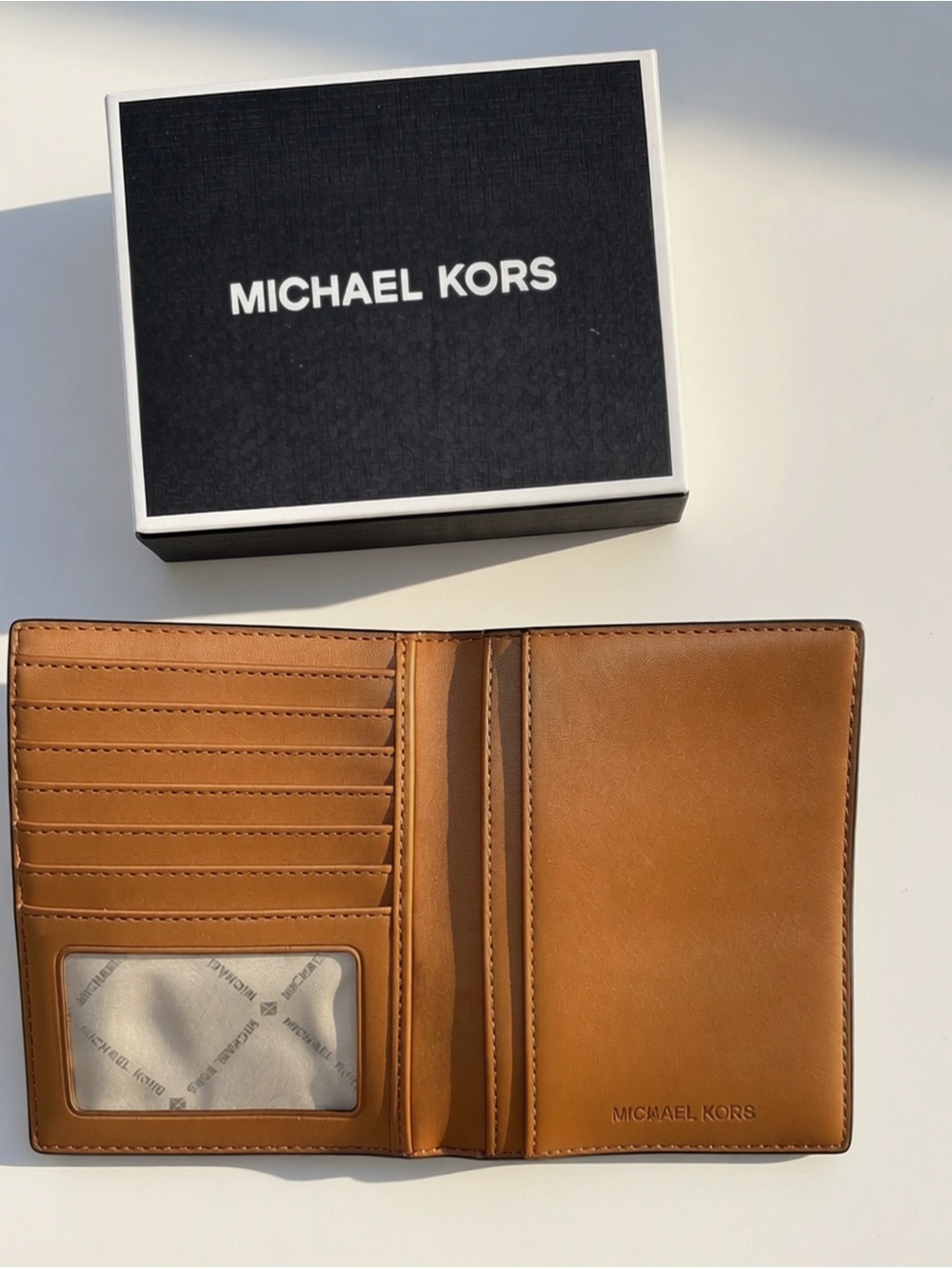 Michael Kors MK Signature Passport Holder Designer Travel Wallet Luxury Chic - Picture 2 of 7